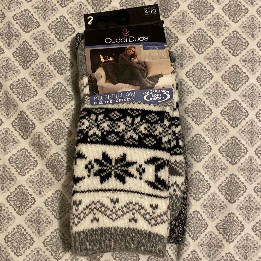 Cuddl Duds Fuzzy Socks, Size 4-10